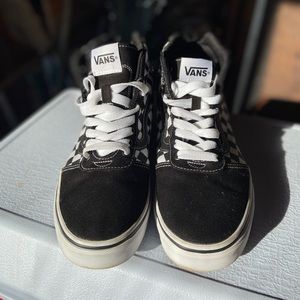 Blk & Wht VANS